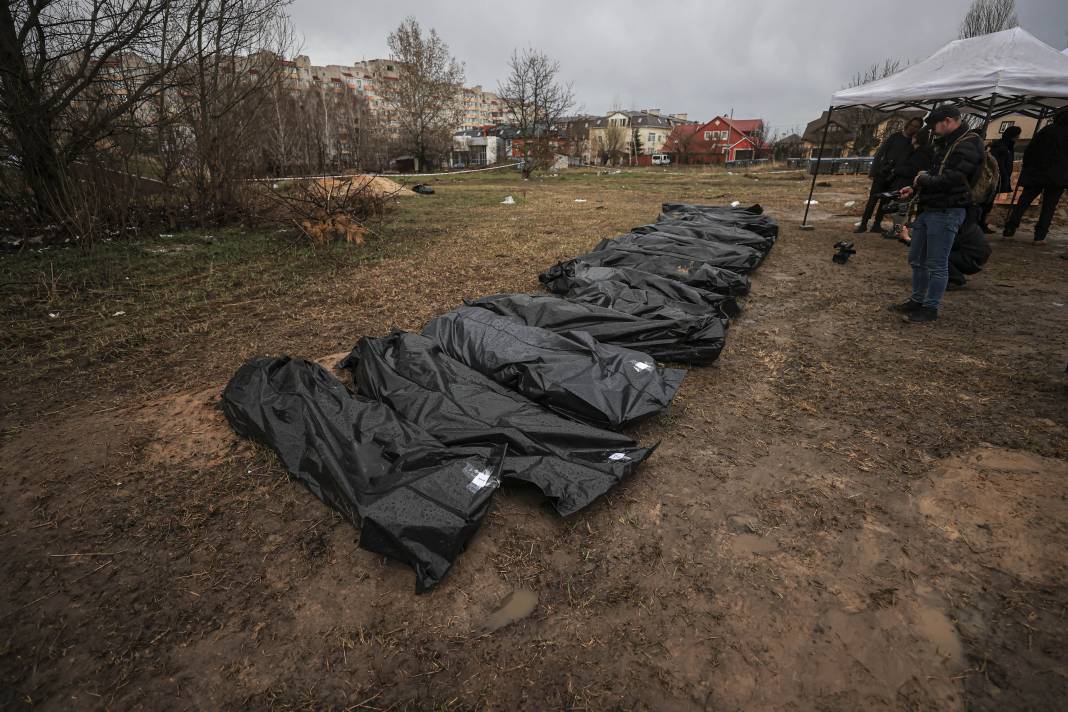 Ukrayna'daki savaşın acısı yürekleri yaktı! Ölen askerler için gözyaşları sel oldu 1